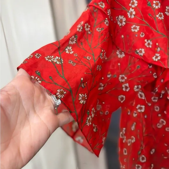 Alice + Olivia Off the shoulder lightweight silk cotton cottagecore blouse top - Picture 15 of 16